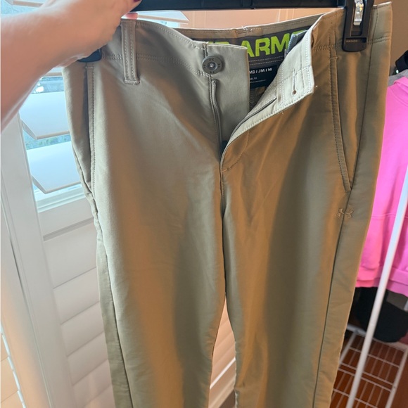 Youth Medium NWOT Under Armour pants - Picture 5 of 5
